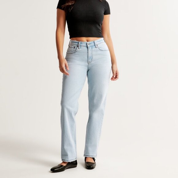 Abercrombie & Fitch Curve Love Mid Rise 90s Straight Jean - 29L Light (NWT!) - Picture 1 of 9